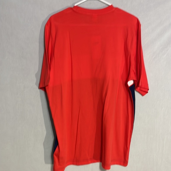 Reebok Shirt - Picture 4 of 4